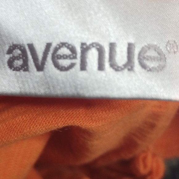 Blue Avenue Blouse‎ - Picture 8 of 8